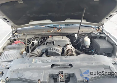 2011 Chevrolet Tahoe Lt from USA, damaged, VIN 1GNSKBE03BR215885